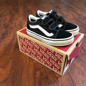 Black Vans